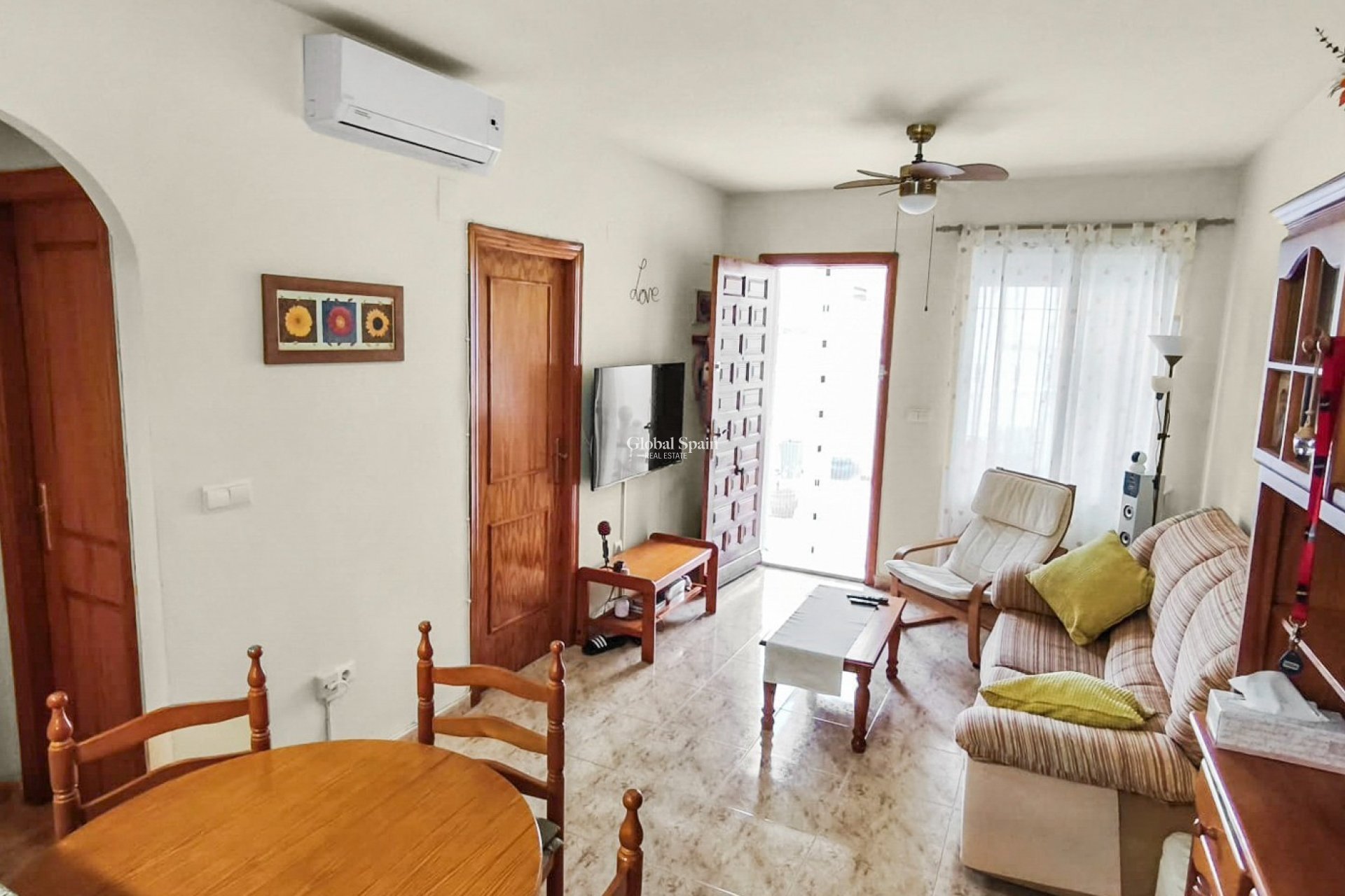 Revente - APPARTEMENT -
ORIHUELA COSTA - Costa Blanca