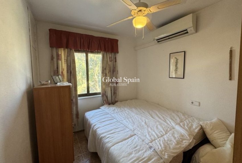 Revente - APPARTEMENT -
ORIHUELA COSTA - Costa Blanca