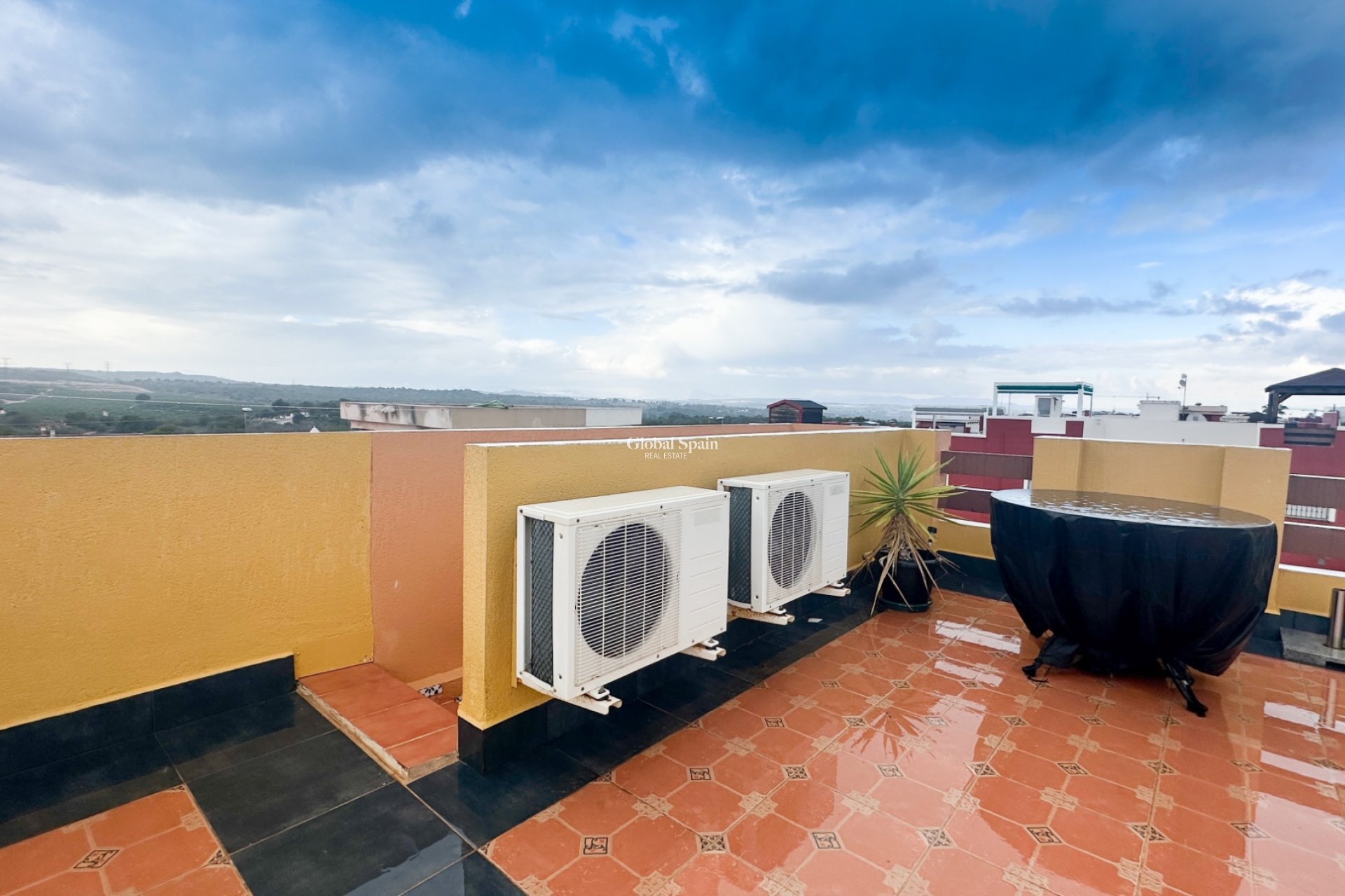 Revente - APPARTEMENT -
ORIHUELA COSTA - Costa Blanca