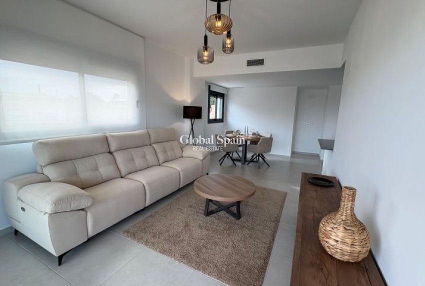 Revente - APPARTEMENT -
ORIHUELA COSTA - Costa Blanca