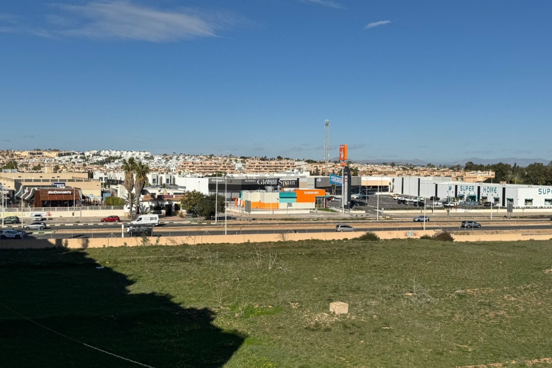 Revente - APPARTEMENT -
ORIHUELA COSTA - Costa Blanca