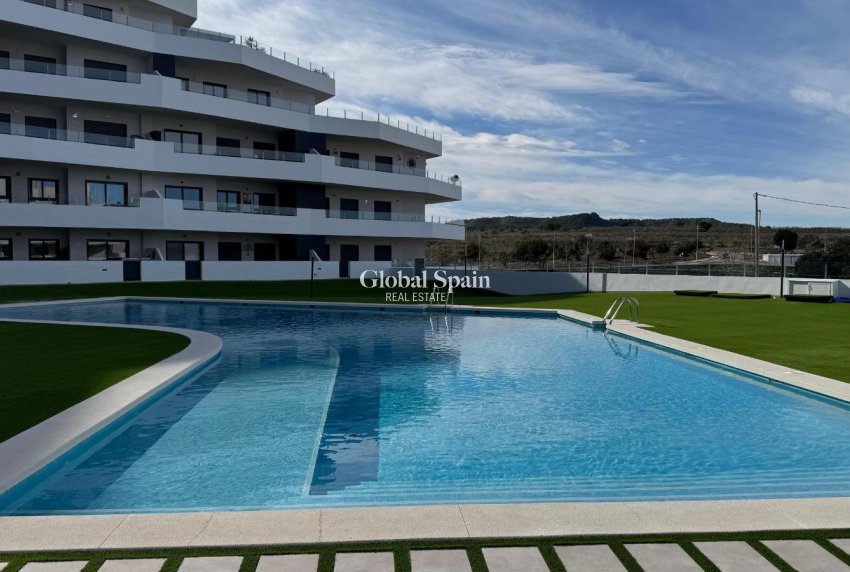 Revente - APPARTEMENT -
ORIHUELA COSTA - Costa Blanca