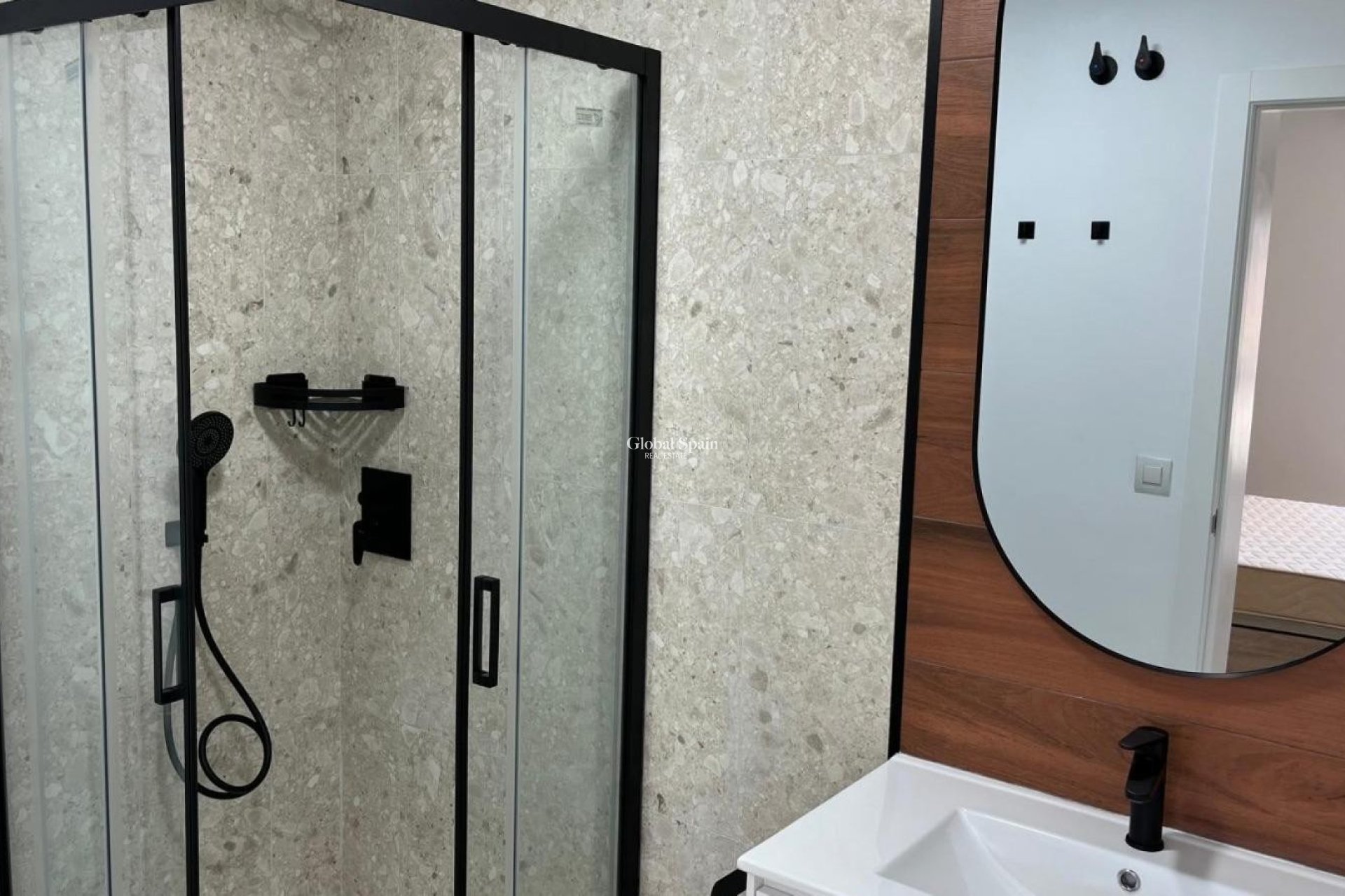Revente - APPARTEMENT -
ORIHUELA COSTA - Costa Blanca