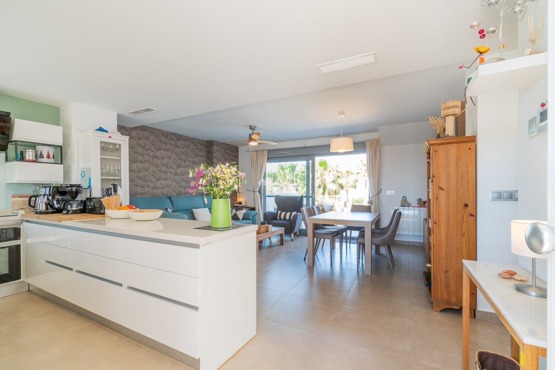 Revente - APPARTEMENT -
ORIHUELA COSTA - Costa Blanca