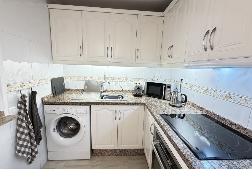 Revente - APPARTEMENT -
ORIHUELA COSTA - Costa Blanca