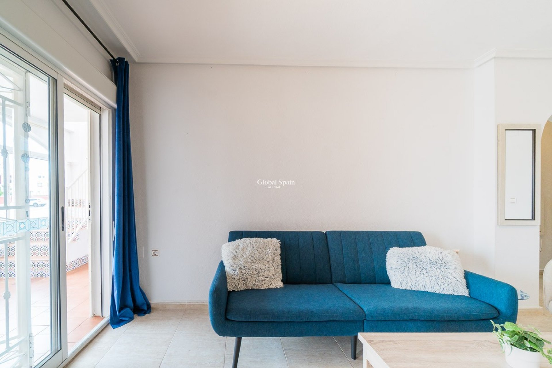 Revente - APPARTEMENT -
ORIHUELA COSTA - Costa Blanca