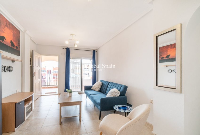 Revente - APPARTEMENT -
ORIHUELA COSTA - Costa Blanca