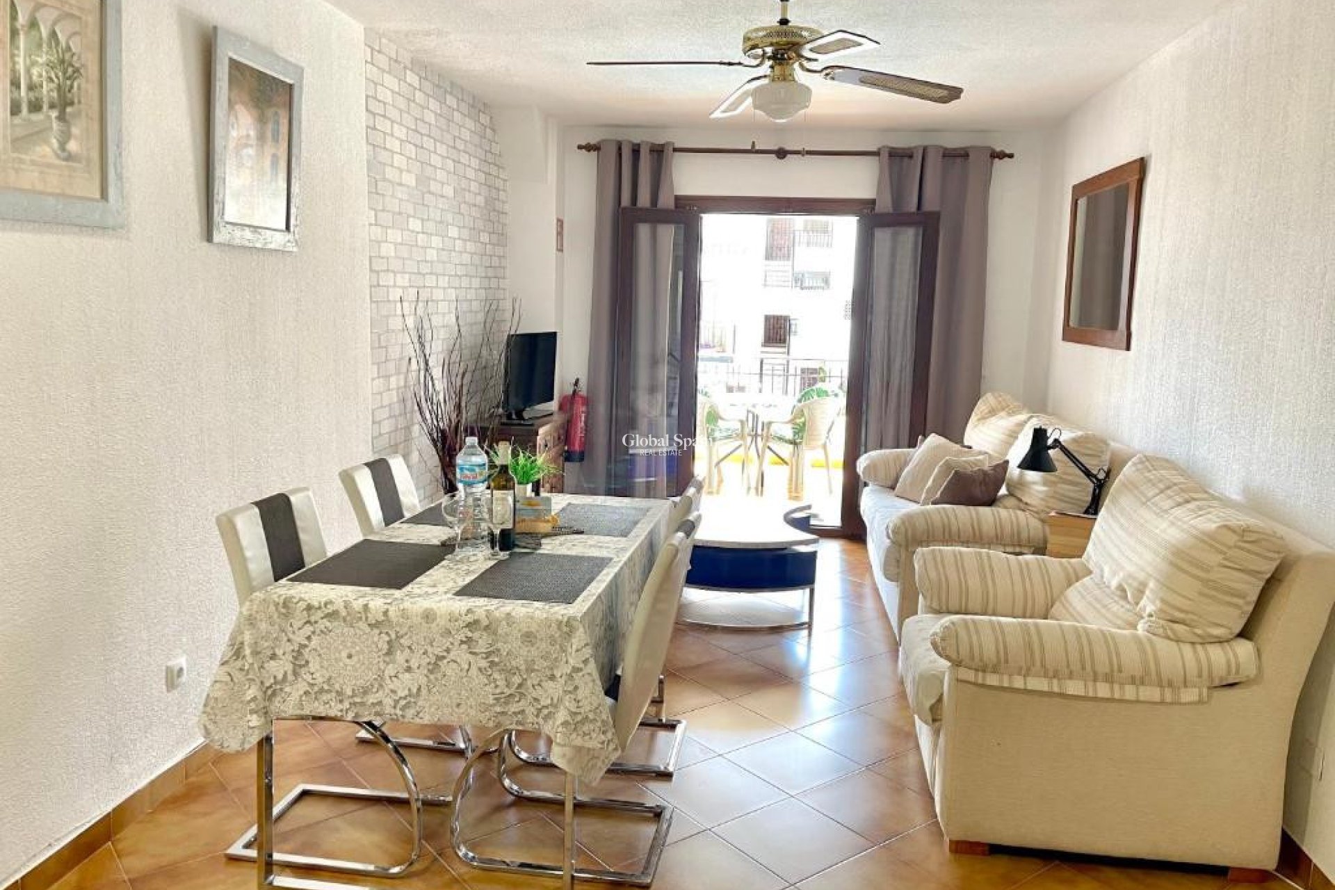 Revente - APPARTEMENT -
ORIHUELA COSTA - Costa Blanca