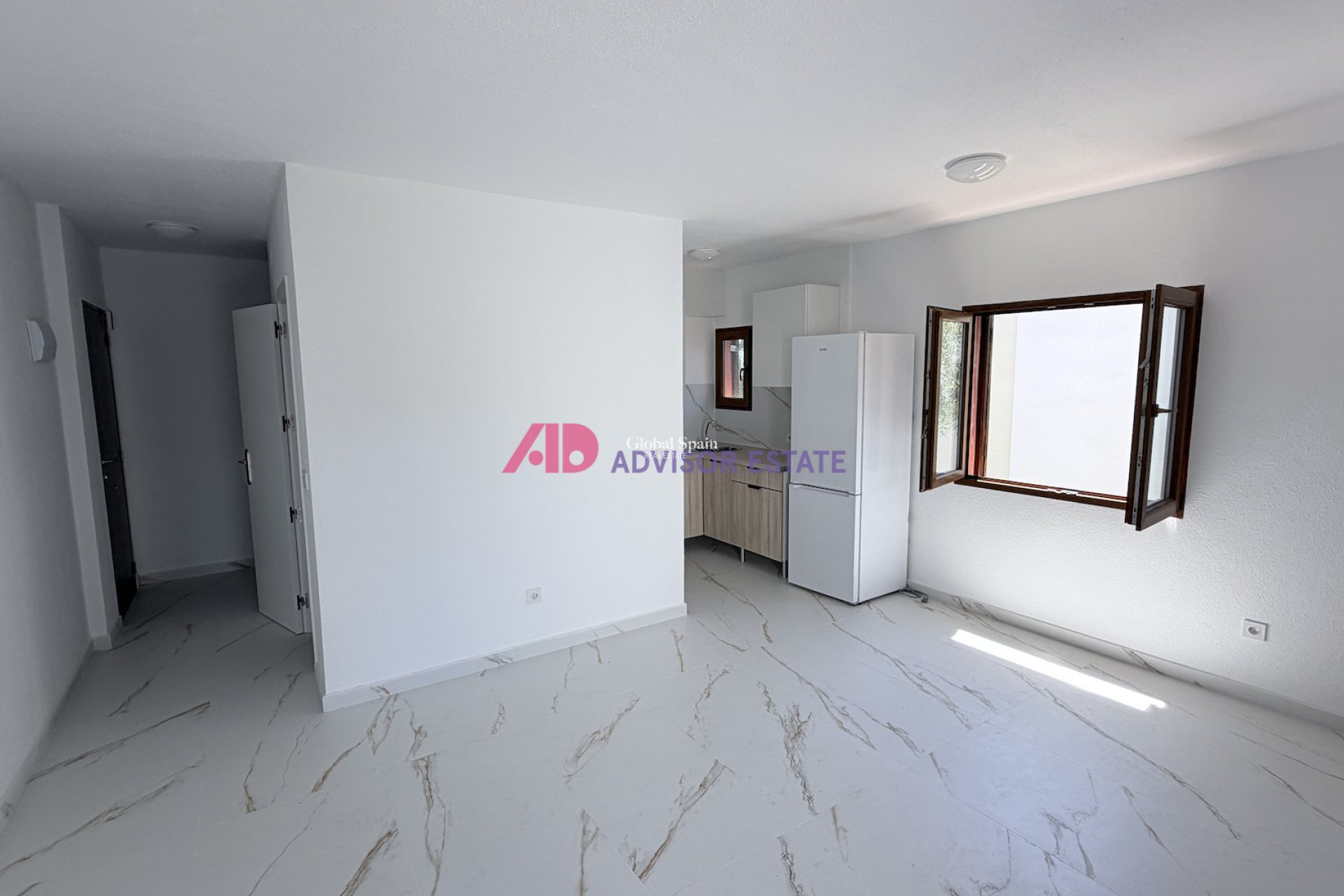 Revente - APPARTEMENT -
ORIHUELA COSTA - Costa Blanca