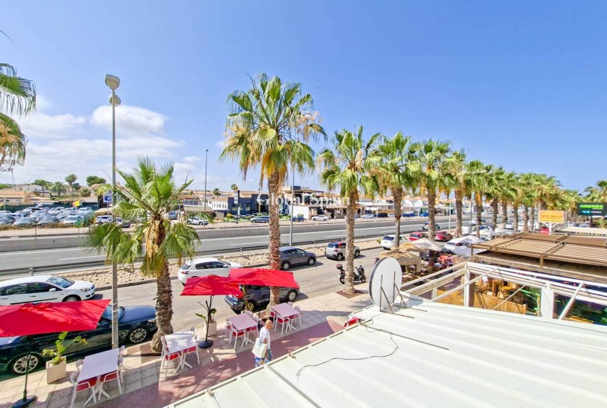 Revente - APPARTEMENT -
ORIHUELA COSTA - Costa Blanca