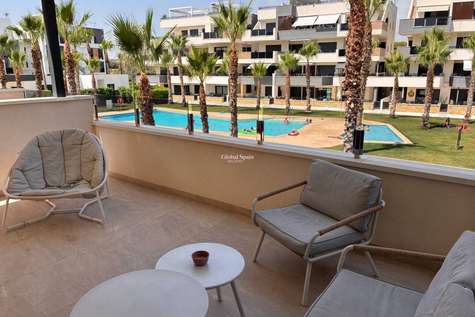 Revente - APPARTEMENT -
ORIHUELA COSTA - Costa Blanca