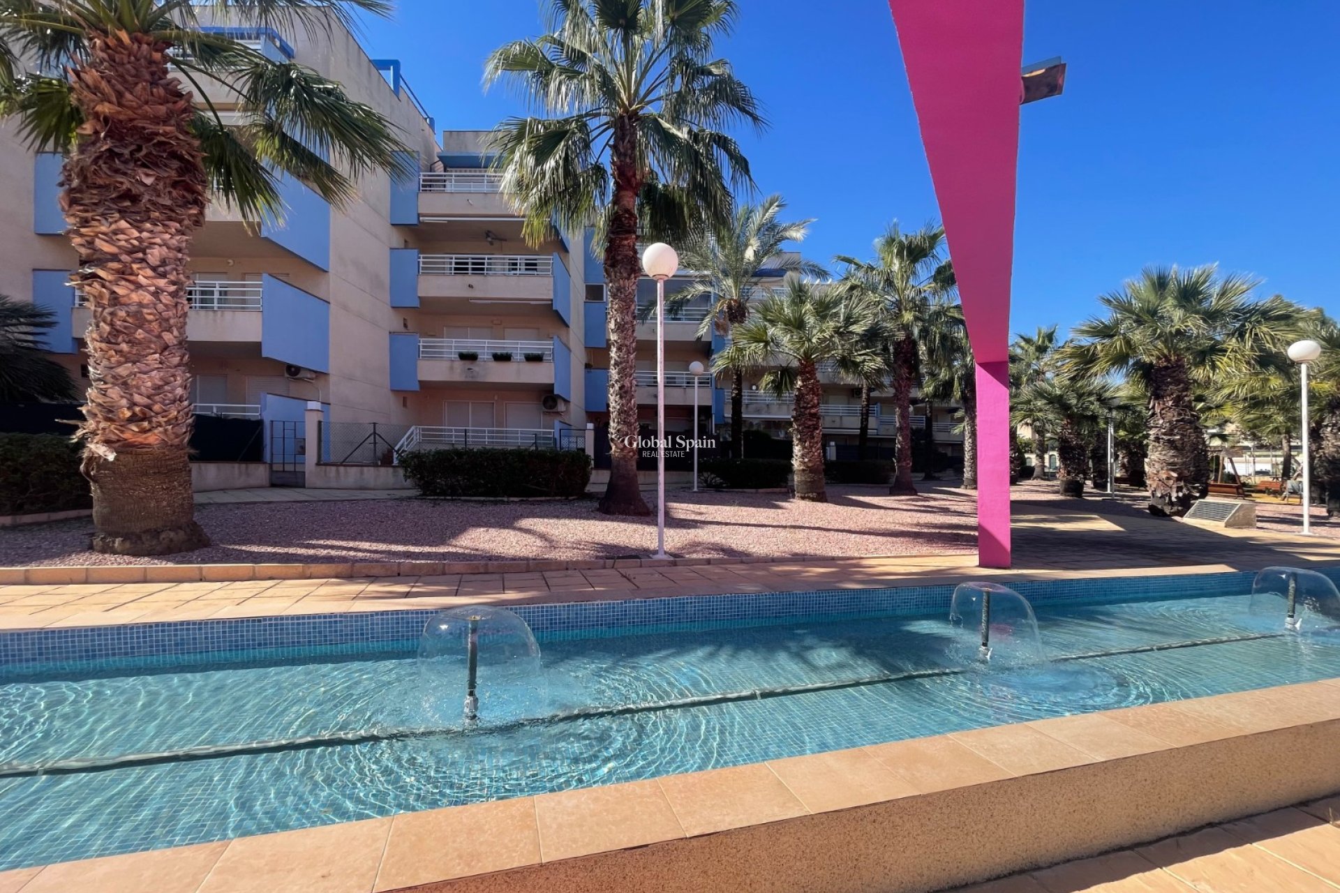 Revente - APPARTEMENT -
ORIHUELA COSTA - Costa Blanca