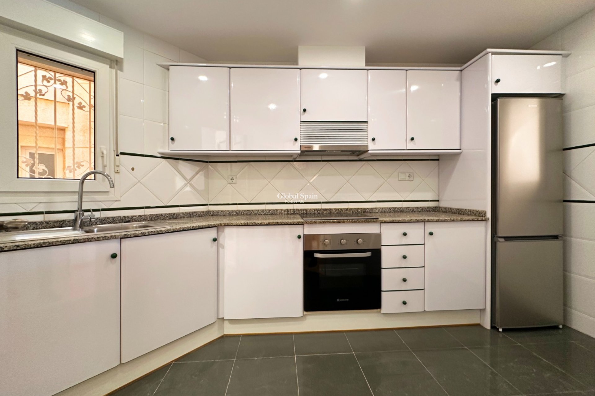 Revente - APPARTEMENT -
ORIHUELA COSTA - Costa Blanca