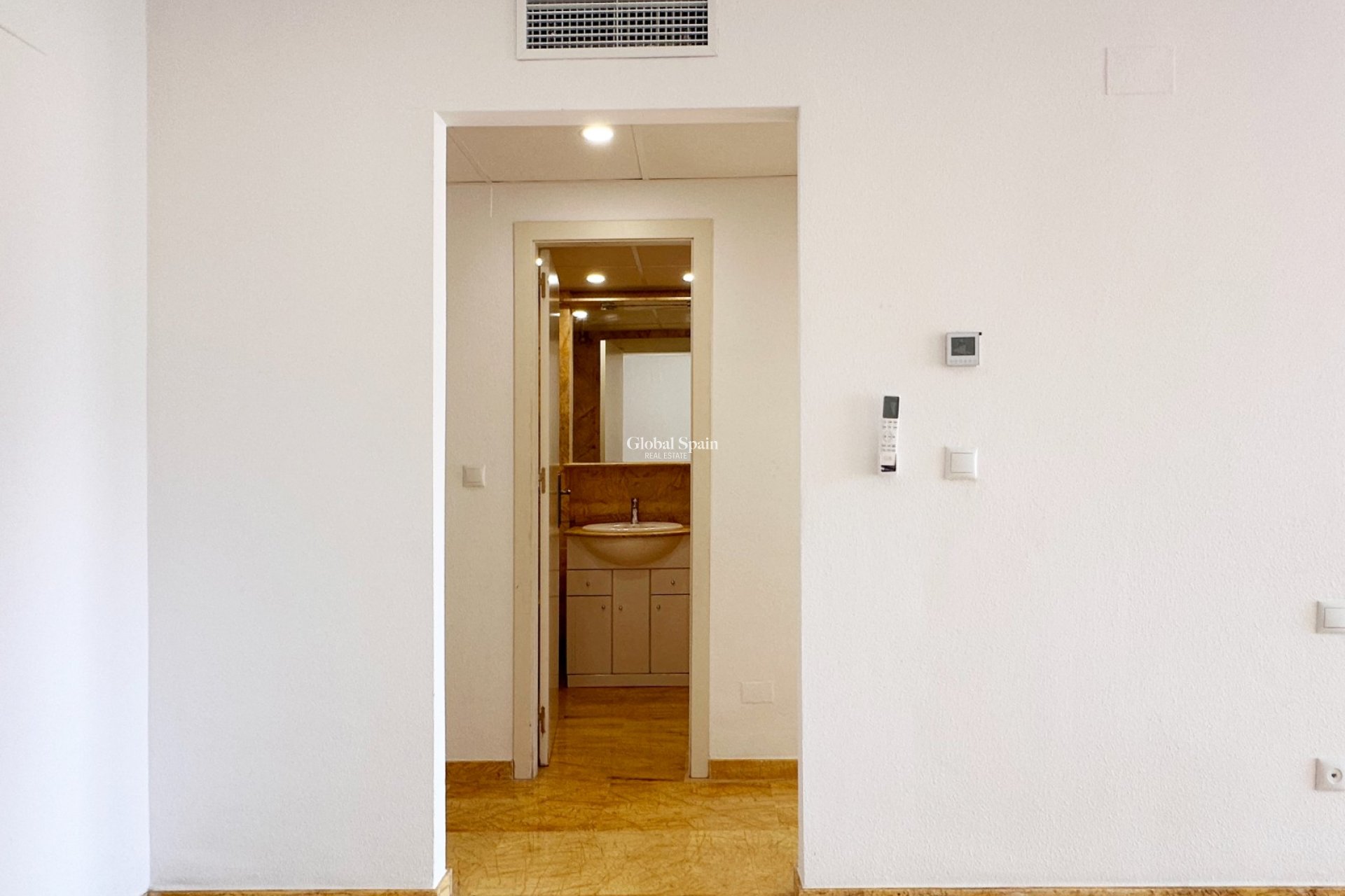 Revente - APPARTEMENT -
ORIHUELA COSTA - Costa Blanca
