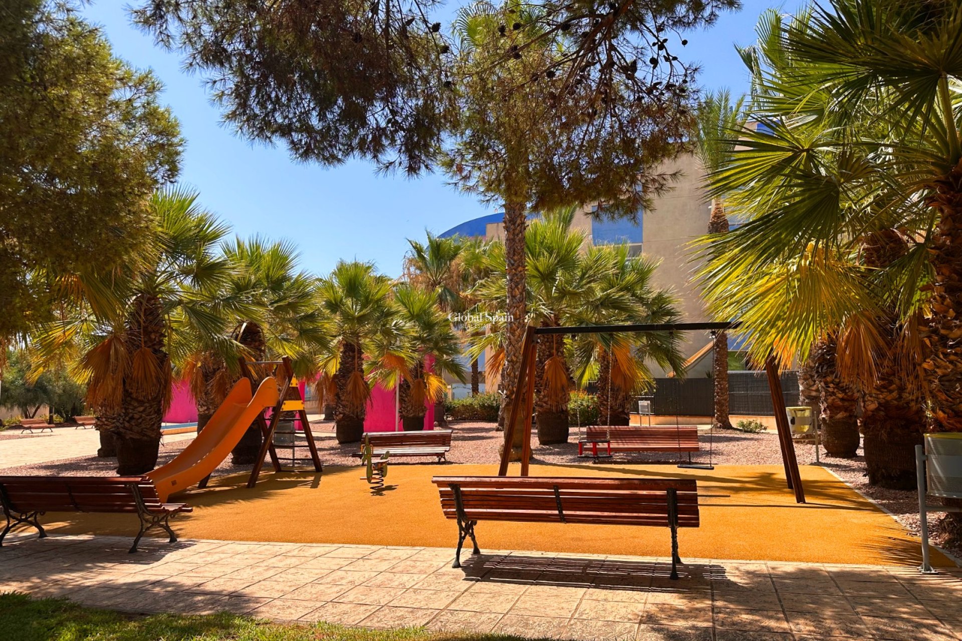 Revente - APPARTEMENT -
ORIHUELA COSTA - Costa Blanca