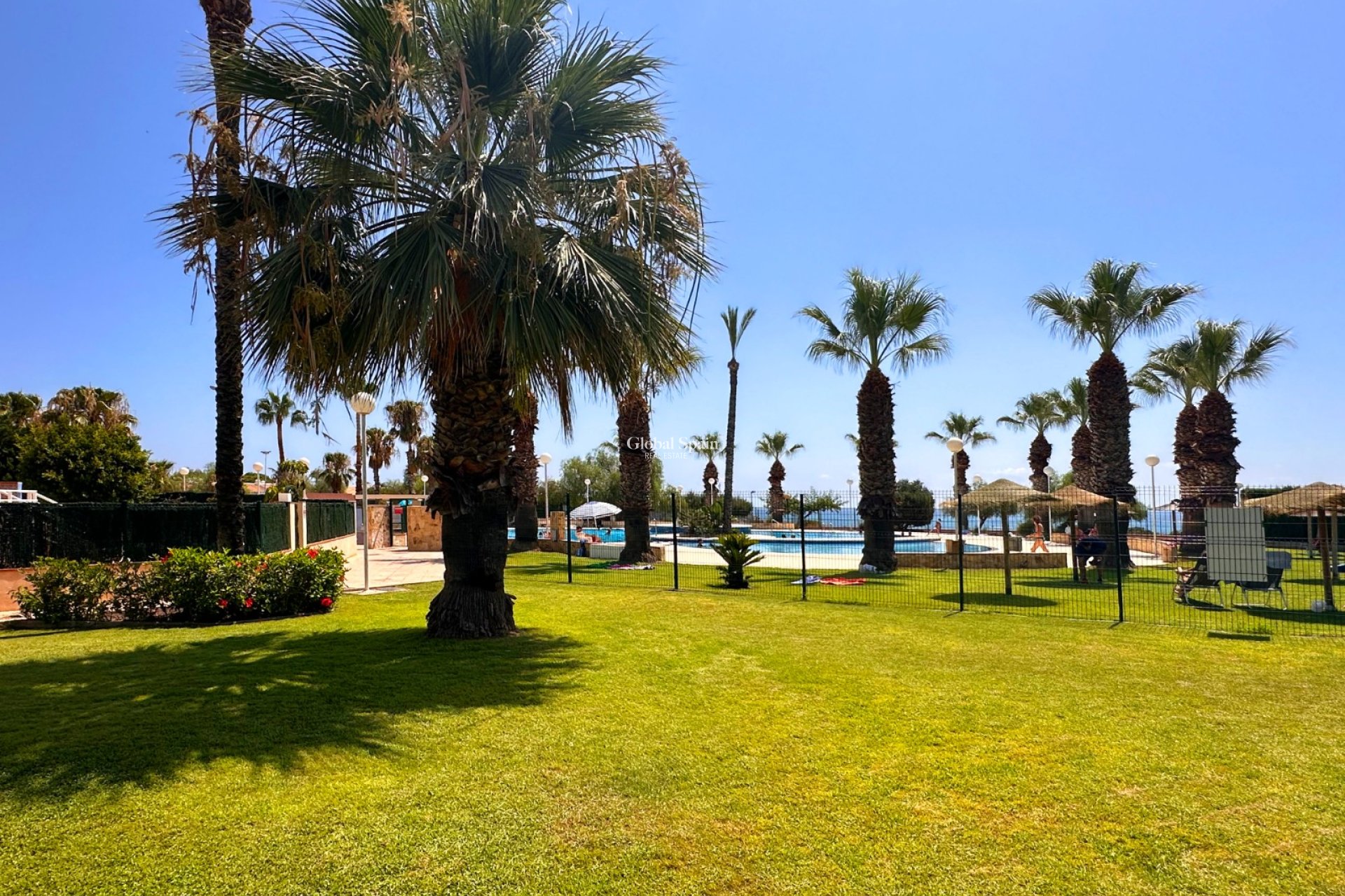 Revente - APPARTEMENT -
ORIHUELA COSTA - Costa Blanca