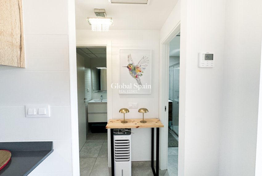 Revente - APPARTEMENT -
ORIHUELA COSTA - Costa Blanca