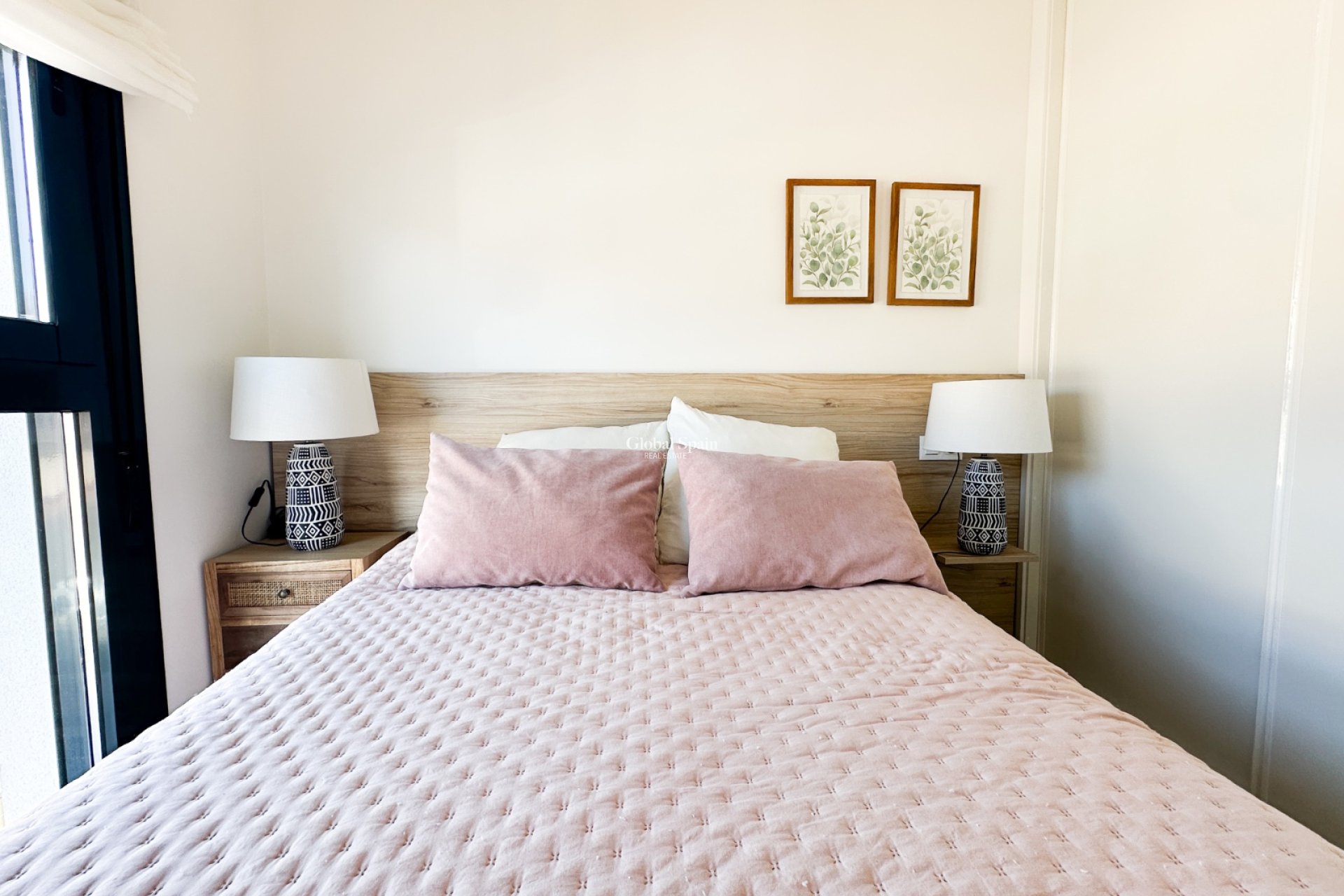 Revente - APPARTEMENT -
ORIHUELA COSTA - Costa Blanca