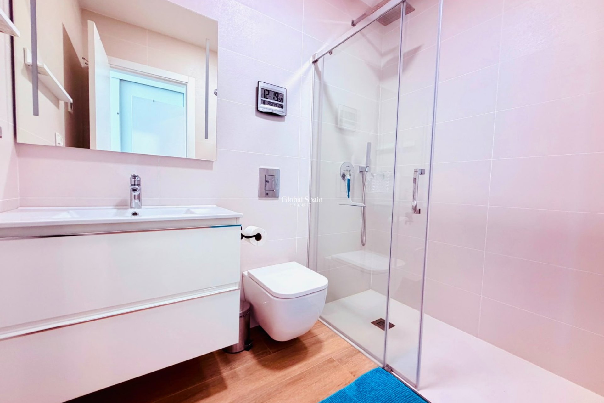 Revente - APPARTEMENT -
ORIHUELA COSTA - Costa Blanca