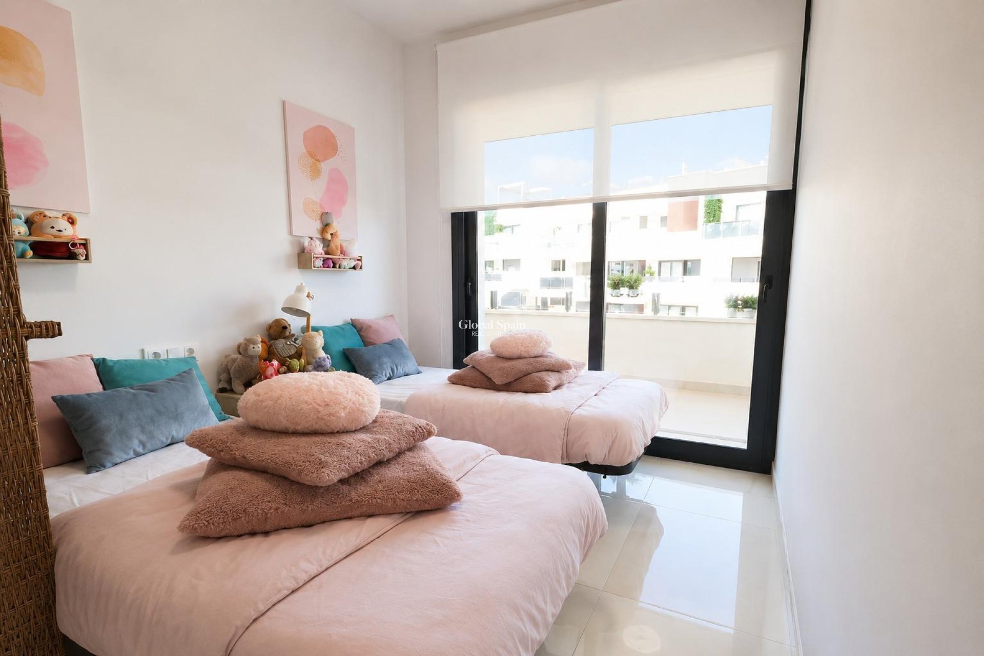 Revente - APPARTEMENT -
ORIHUELA COSTA - Costa Blanca