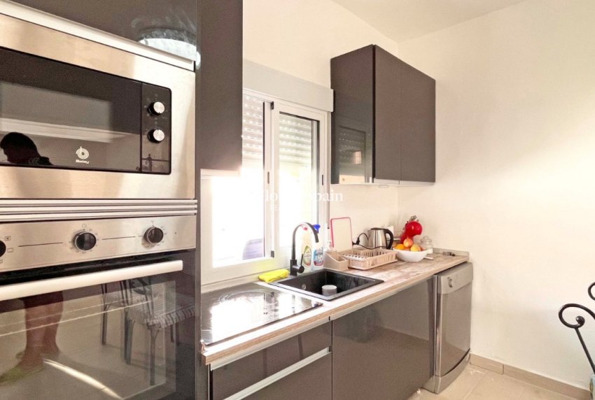 Revente - APPARTEMENT -
ORIHUELA COSTA - Costa Blanca