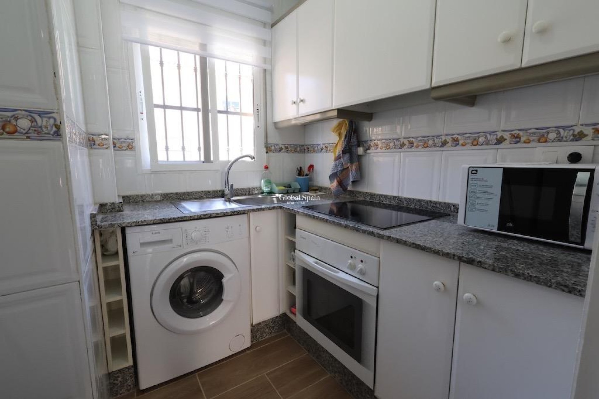 Revente - APPARTEMENT -
ORIHUELA COSTA - Costa Blanca