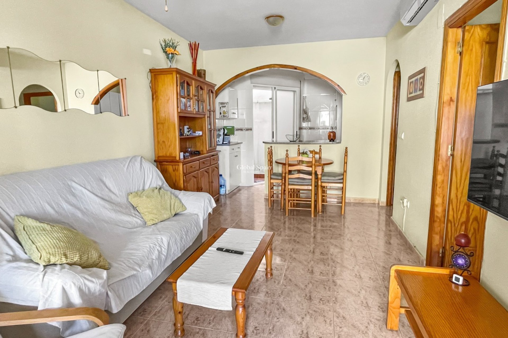 Revente - APPARTEMENT -
ORIHUELA COSTA - Costa Blanca