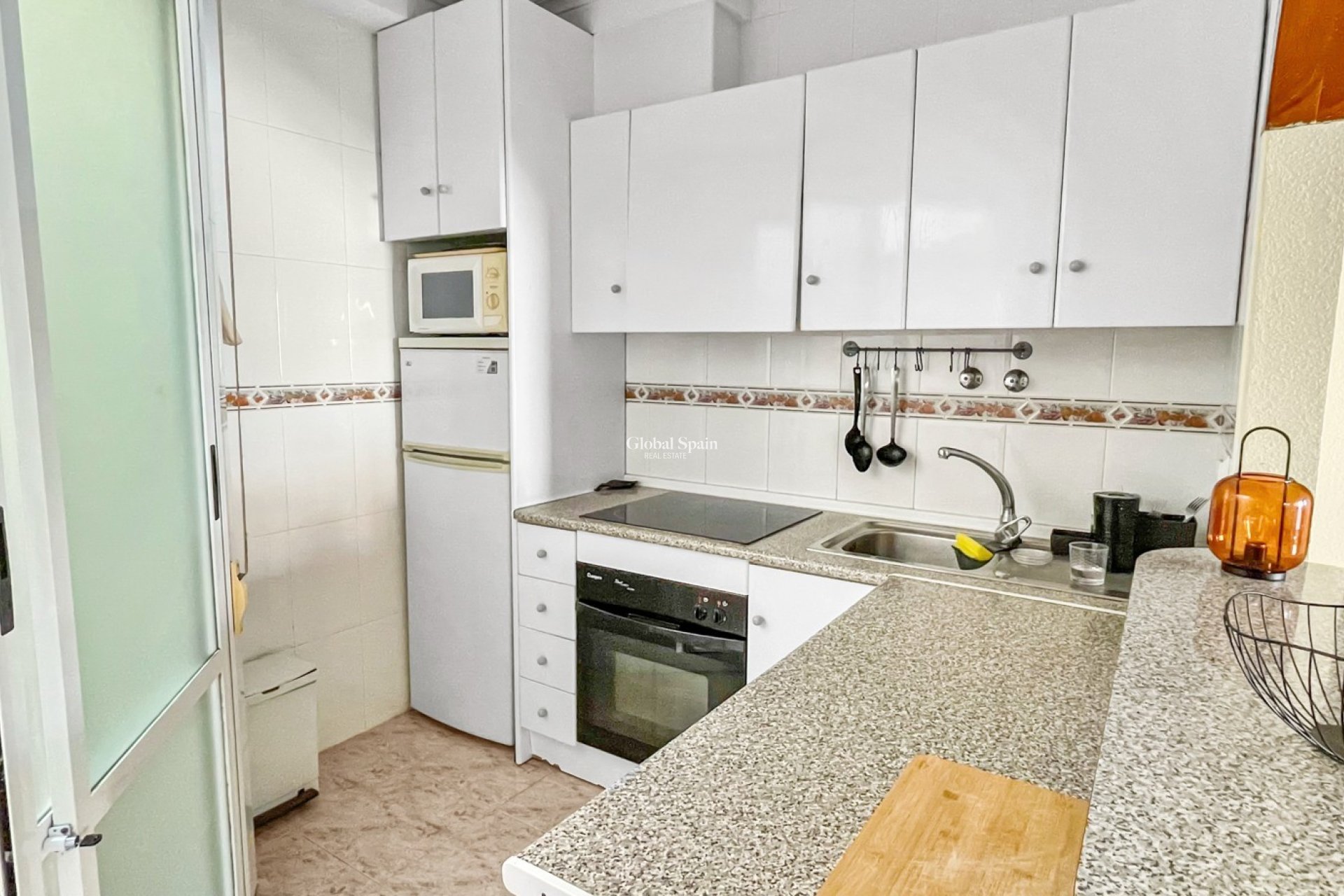 Revente - APPARTEMENT -
ORIHUELA COSTA - Costa Blanca