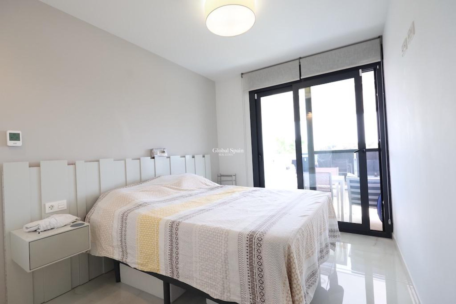 Revente - APPARTEMENT -
ORIHUELA COSTA - Costa Blanca