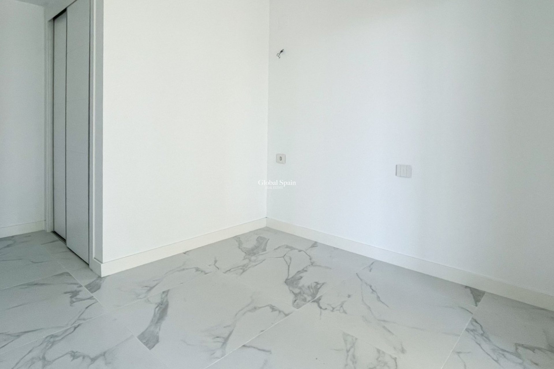Revente - APPARTEMENT -
ORIHUELA COSTA - Costa Blanca