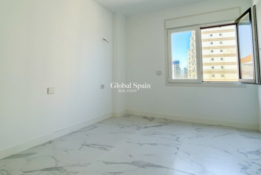 Revente - APPARTEMENT -
ORIHUELA COSTA - Costa Blanca
