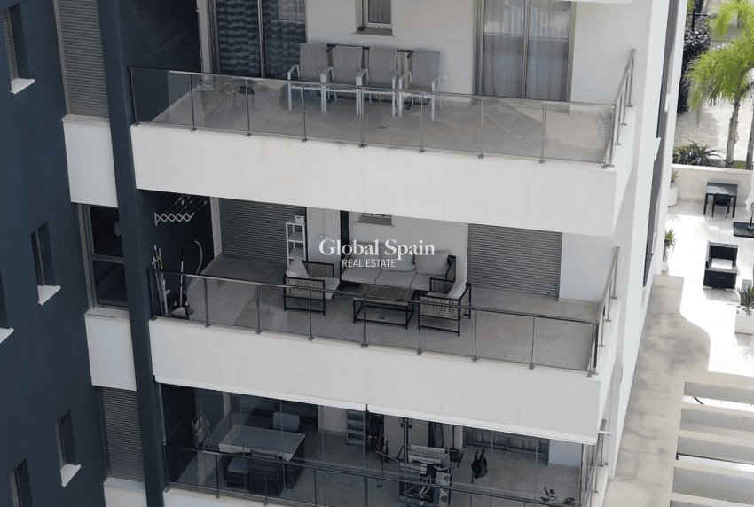 Revente - APPARTEMENT -
ORIHUELA COSTA - Costa Blanca