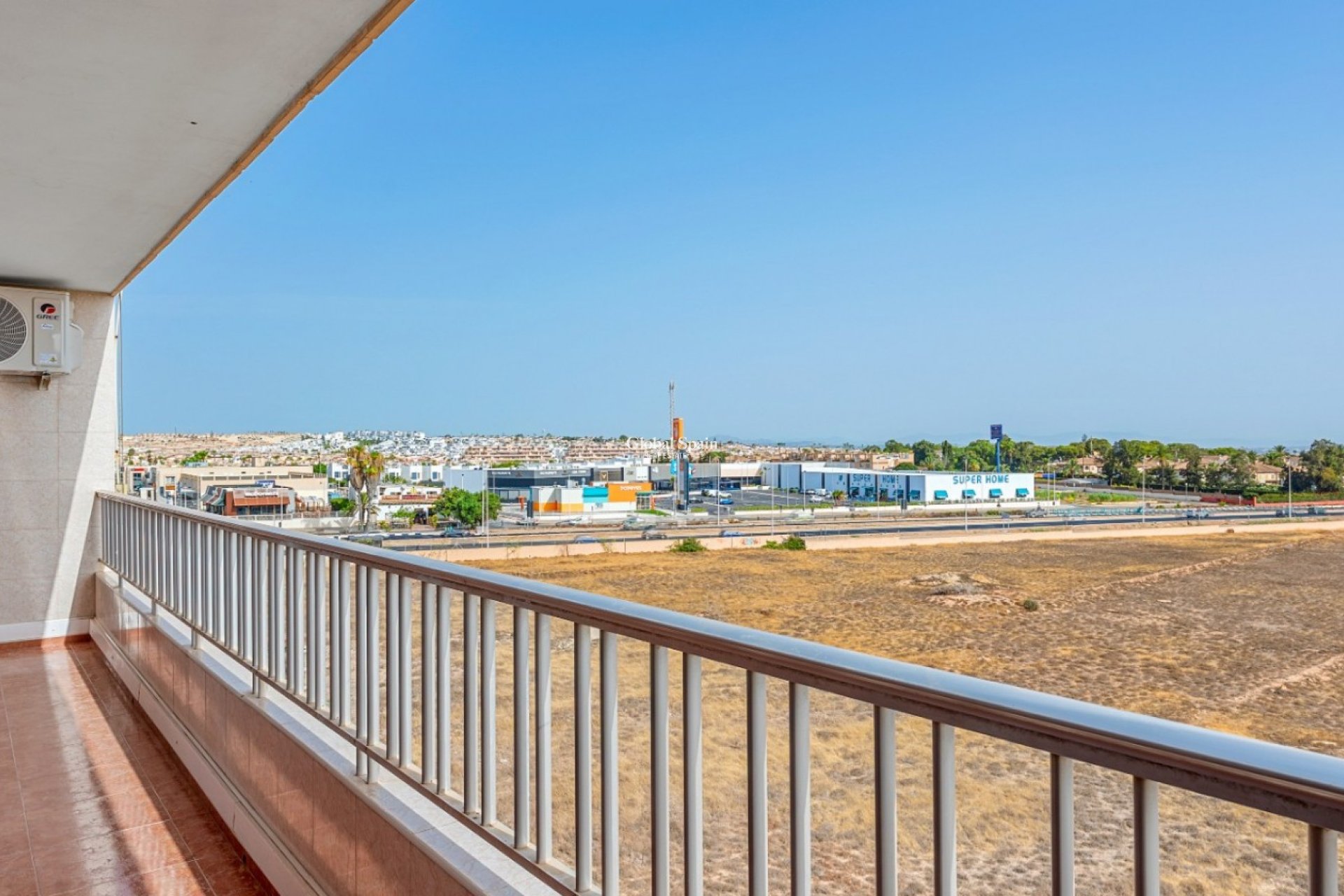 Revente - APPARTEMENT -
ORIHUELA COSTA - Costa Blanca