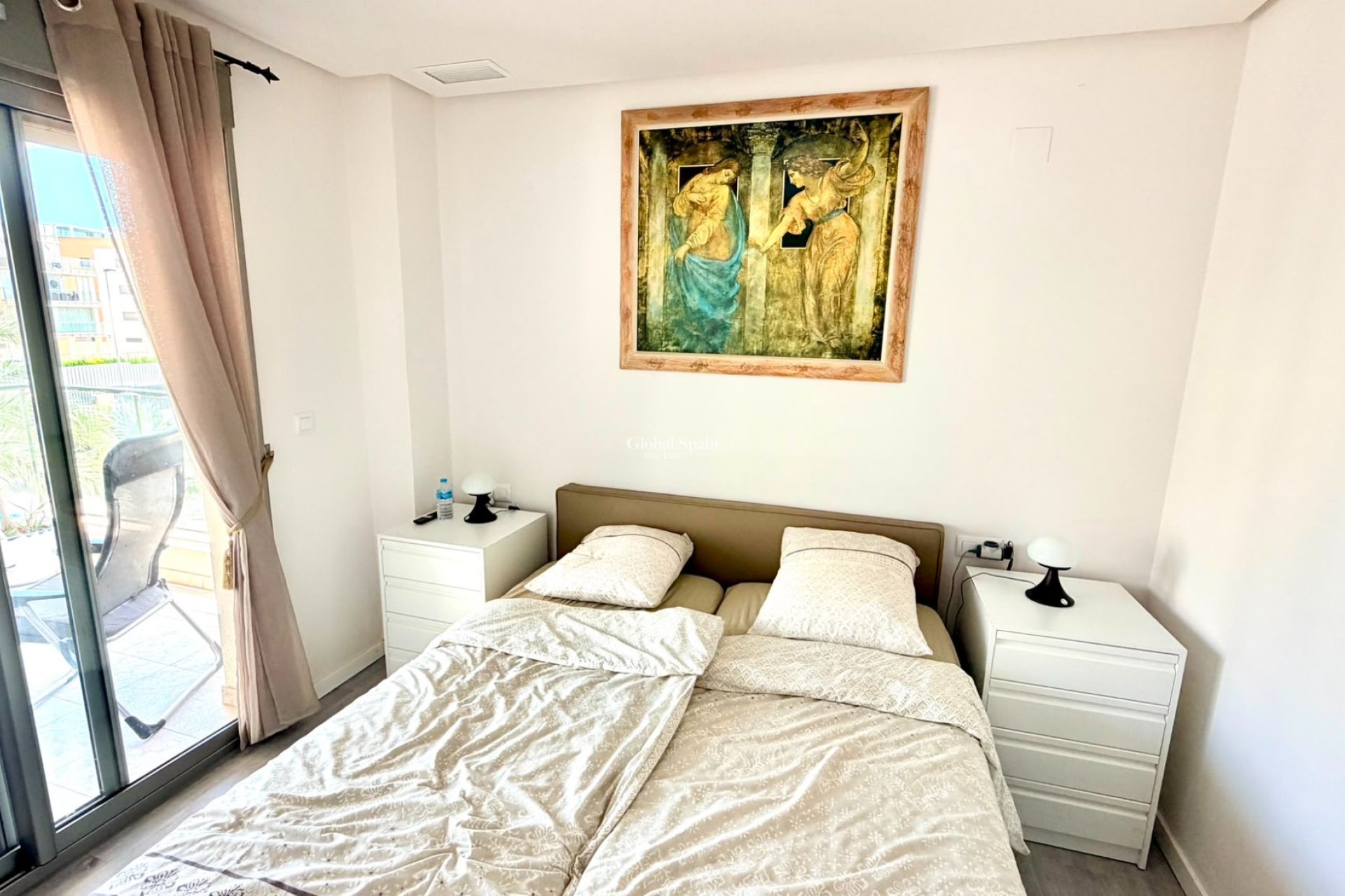 Revente - APPARTEMENT -
ORIHUELA COSTA - Costa Blanca