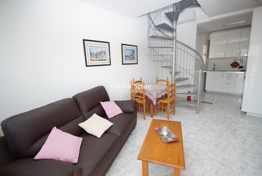 Revente - APPARTEMENT -
ORIHUELA COSTA - Costa Blanca