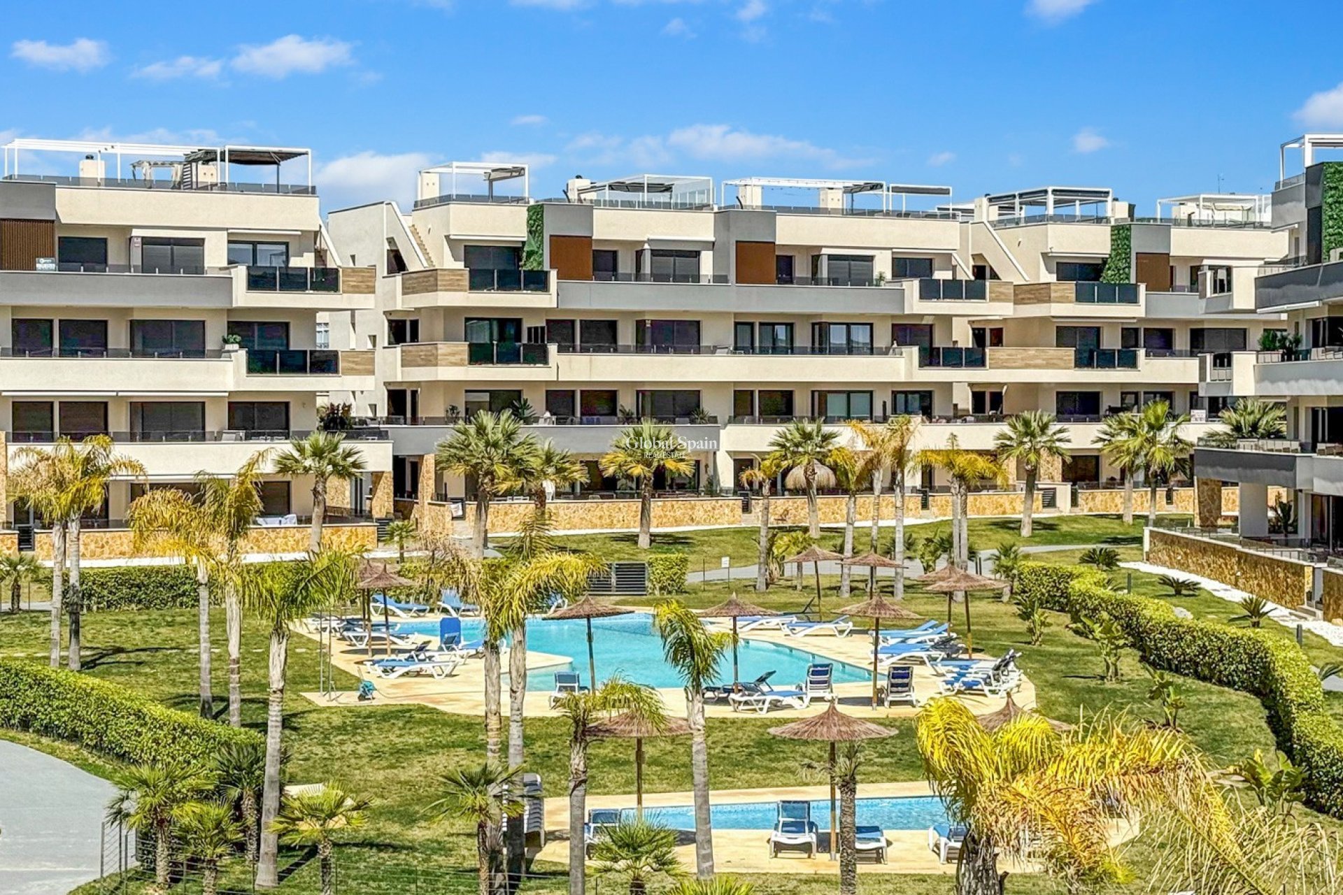 Revente - APPARTEMENT -
ORIHUELA COSTA - Costa Blanca