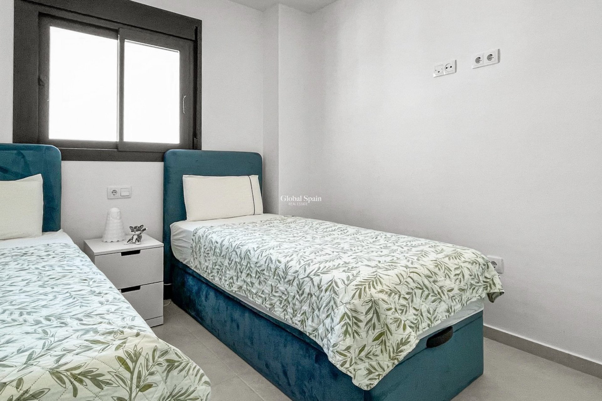 Revente - APPARTEMENT -
ORIHUELA COSTA - Costa Blanca