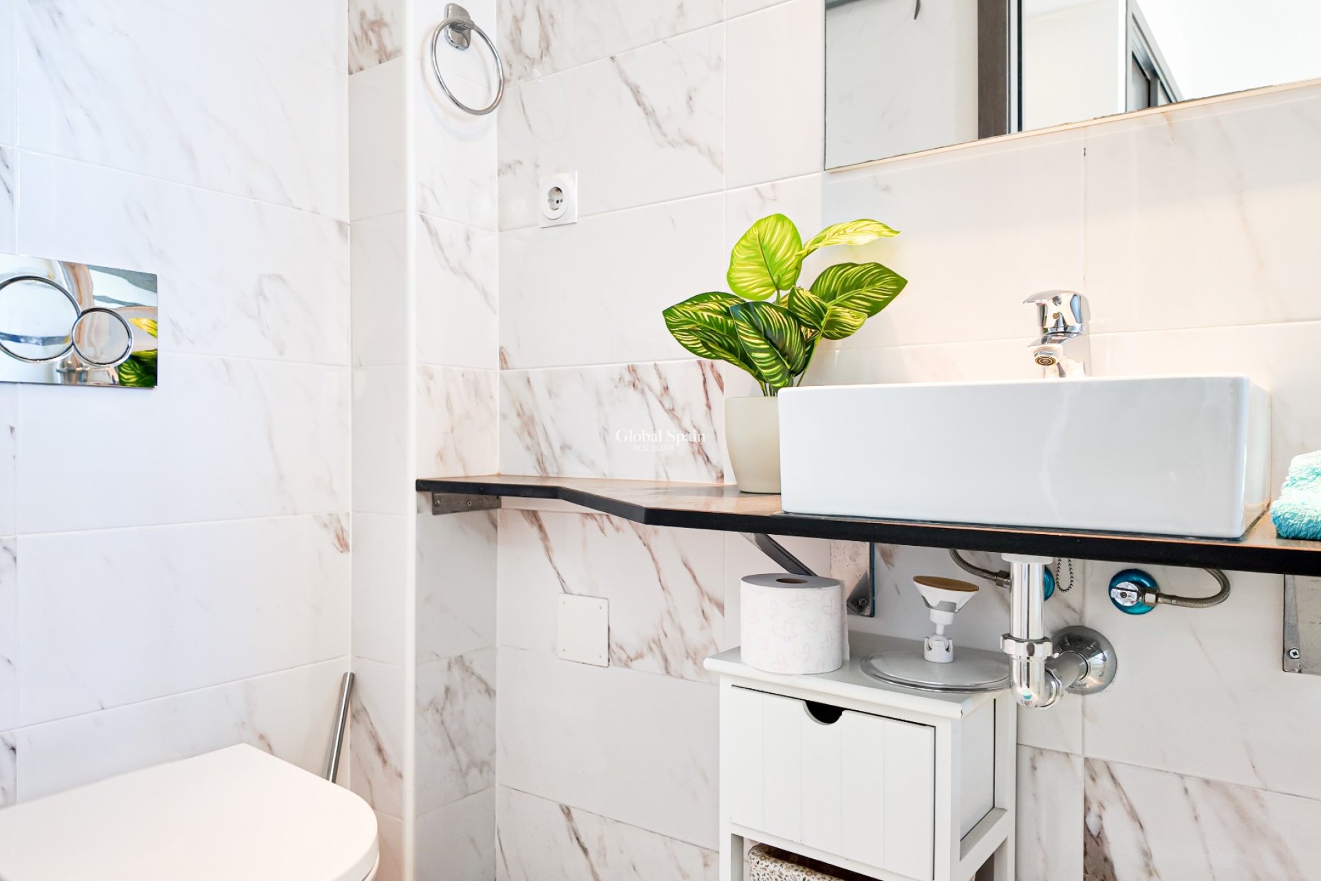 Revente - APPARTEMENT -
ORIHUELA COSTA - Costa Blanca