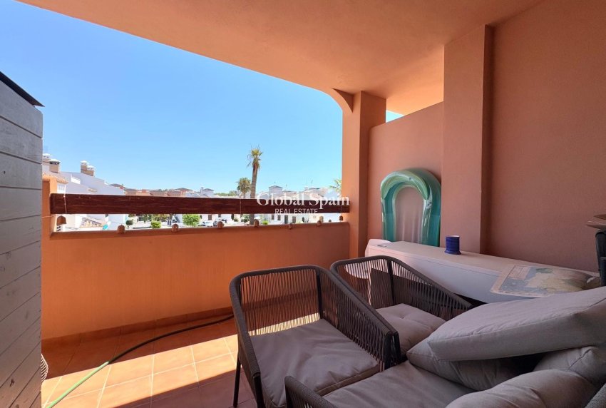 Revente - APPARTEMENT -
ORIHUELA COSTA - Costa Blanca