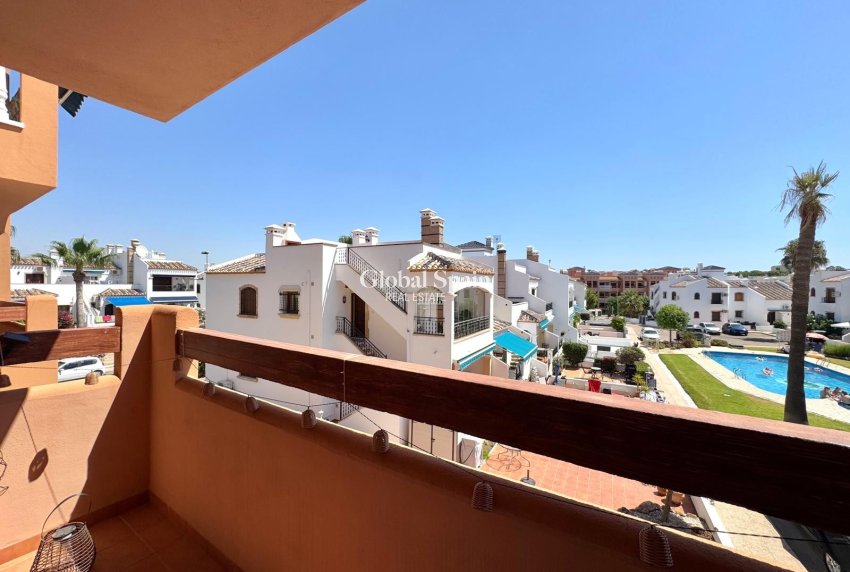 Revente - APPARTEMENT -
ORIHUELA COSTA - Costa Blanca