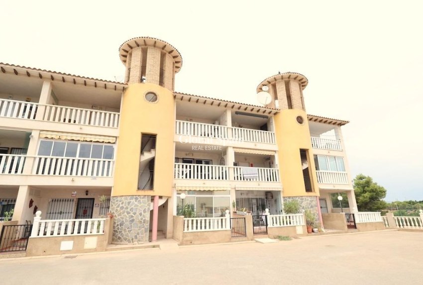 Revente - APPARTEMENT -
ORIHUELA COSTA - Costa Blanca