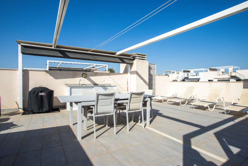 Revente - APPARTEMENT -
ORIHUELA COSTA - Costa Blanca