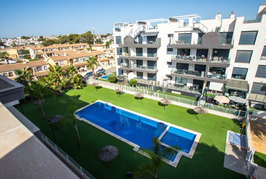 Revente - APPARTEMENT -
ORIHUELA COSTA - Costa Blanca