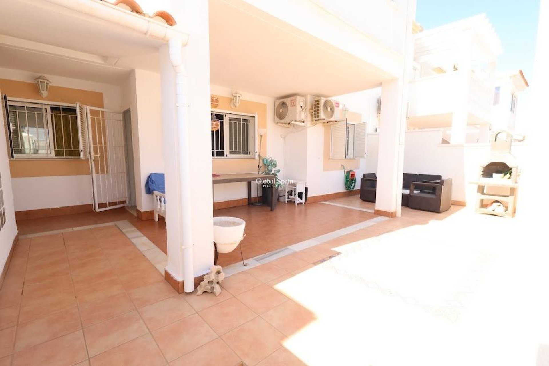 Revente - APPARTEMENT -
ORIHUELA COSTA - Costa Blanca