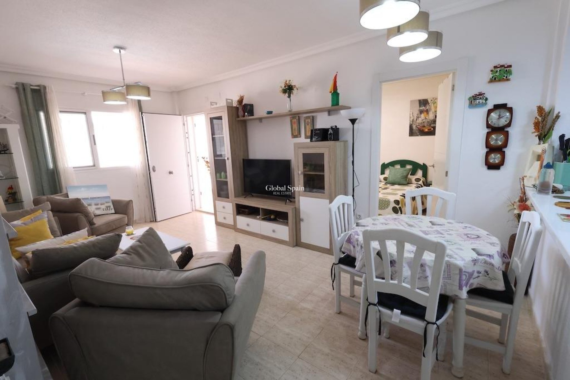 Revente - APPARTEMENT -
ORIHUELA COSTA - Costa Blanca