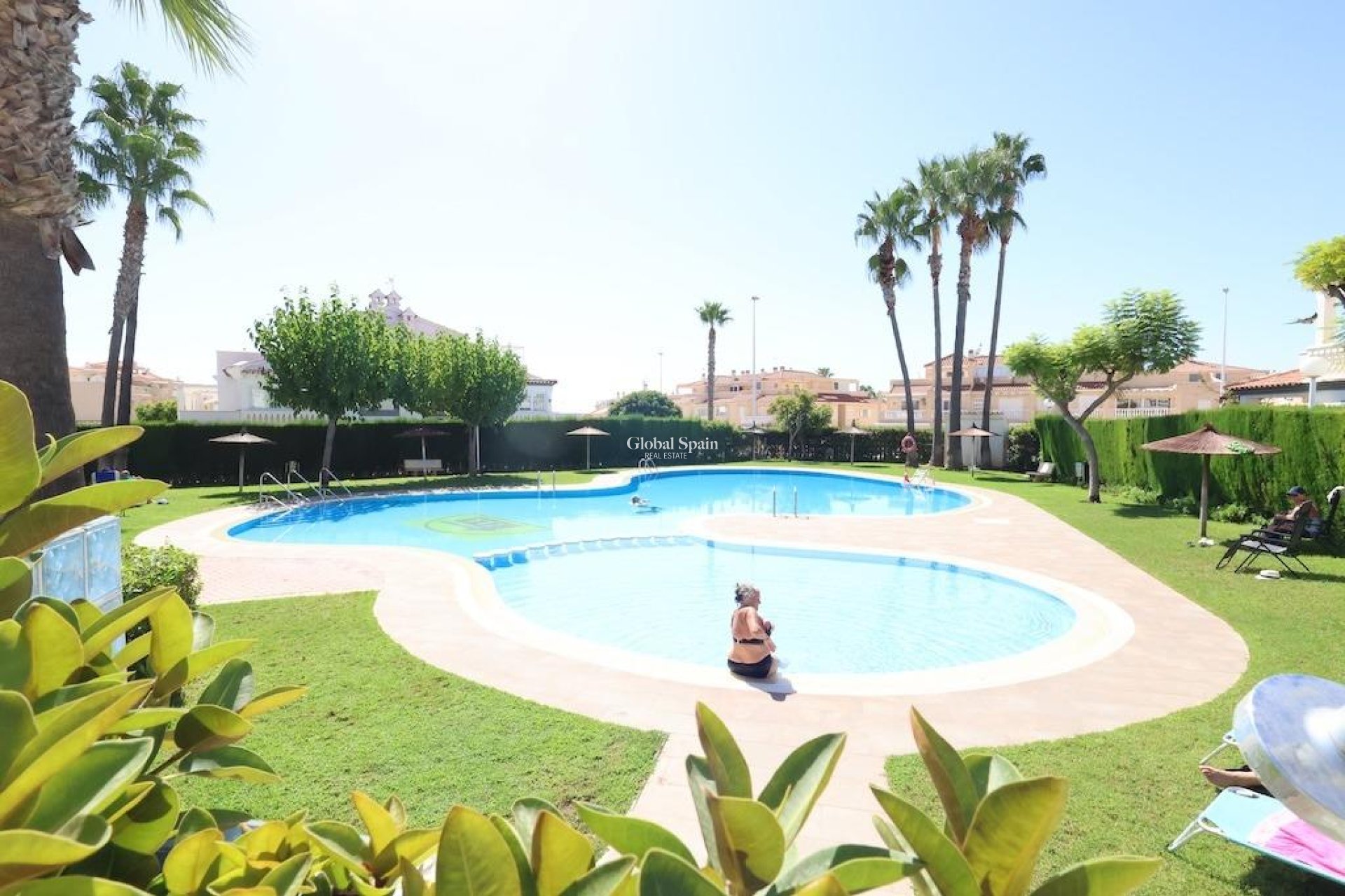 Revente - APPARTEMENT -
ORIHUELA COSTA - Costa Blanca