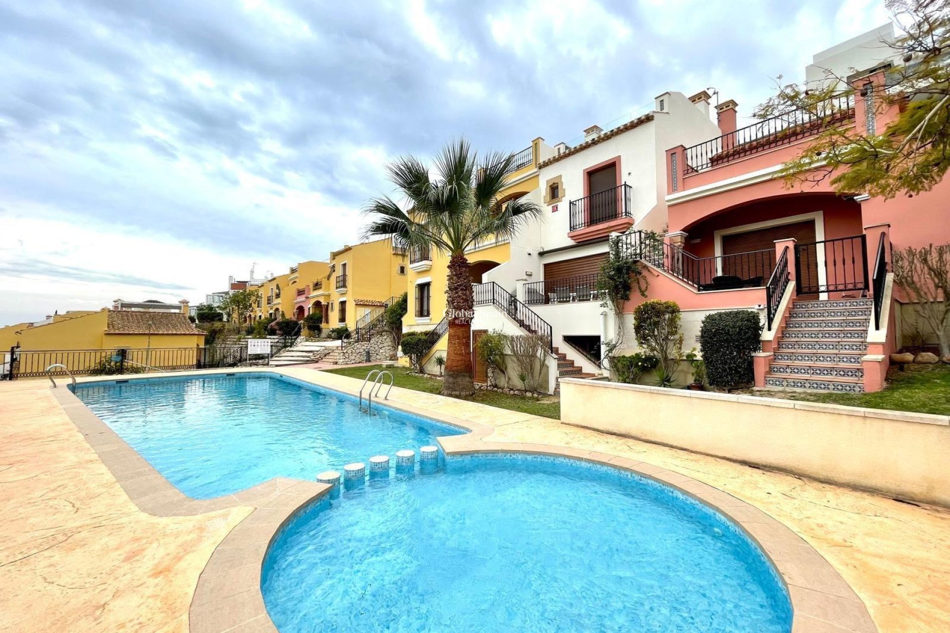 Revente - APPARTEMENT -
ORIHUELA COSTA - Costa Blanca