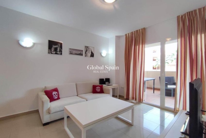 Revente - APPARTEMENT -
ORIHUELA COSTA - Costa Blanca
