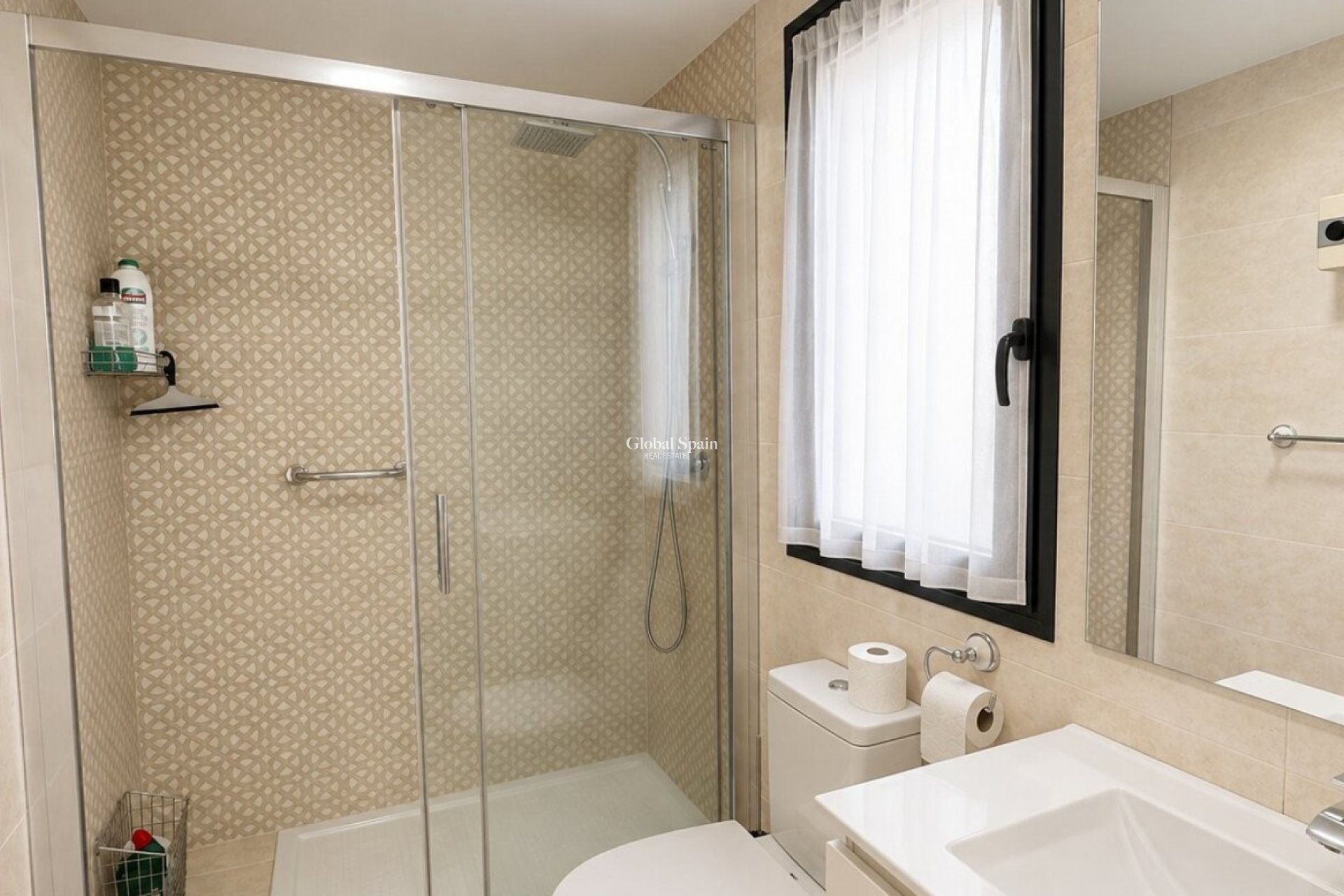 Revente - APPARTEMENT -
ORIHUELA COSTA - Costa Blanca