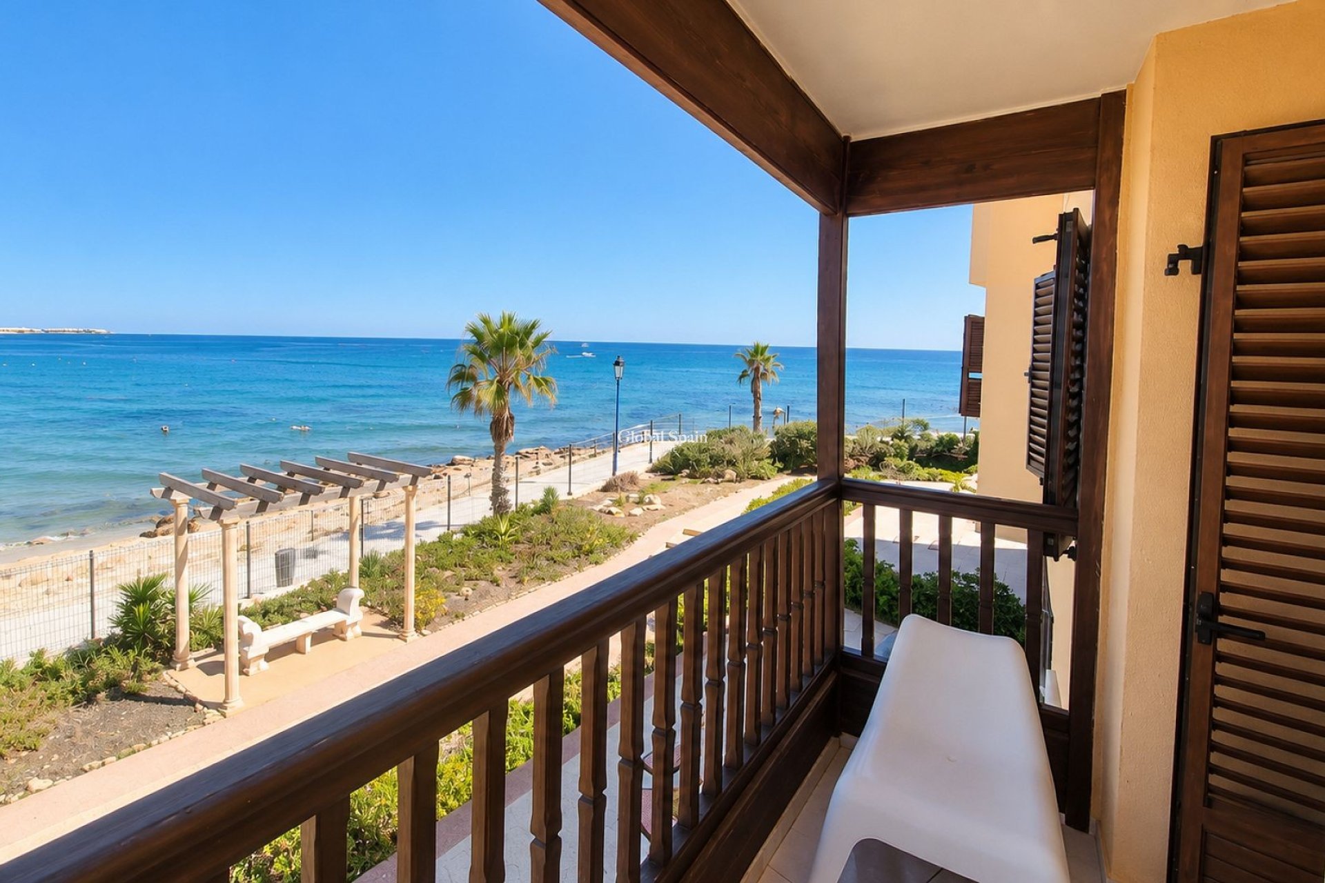 Revente - APPARTEMENT -
ORIHUELA COSTA - Costa Blanca